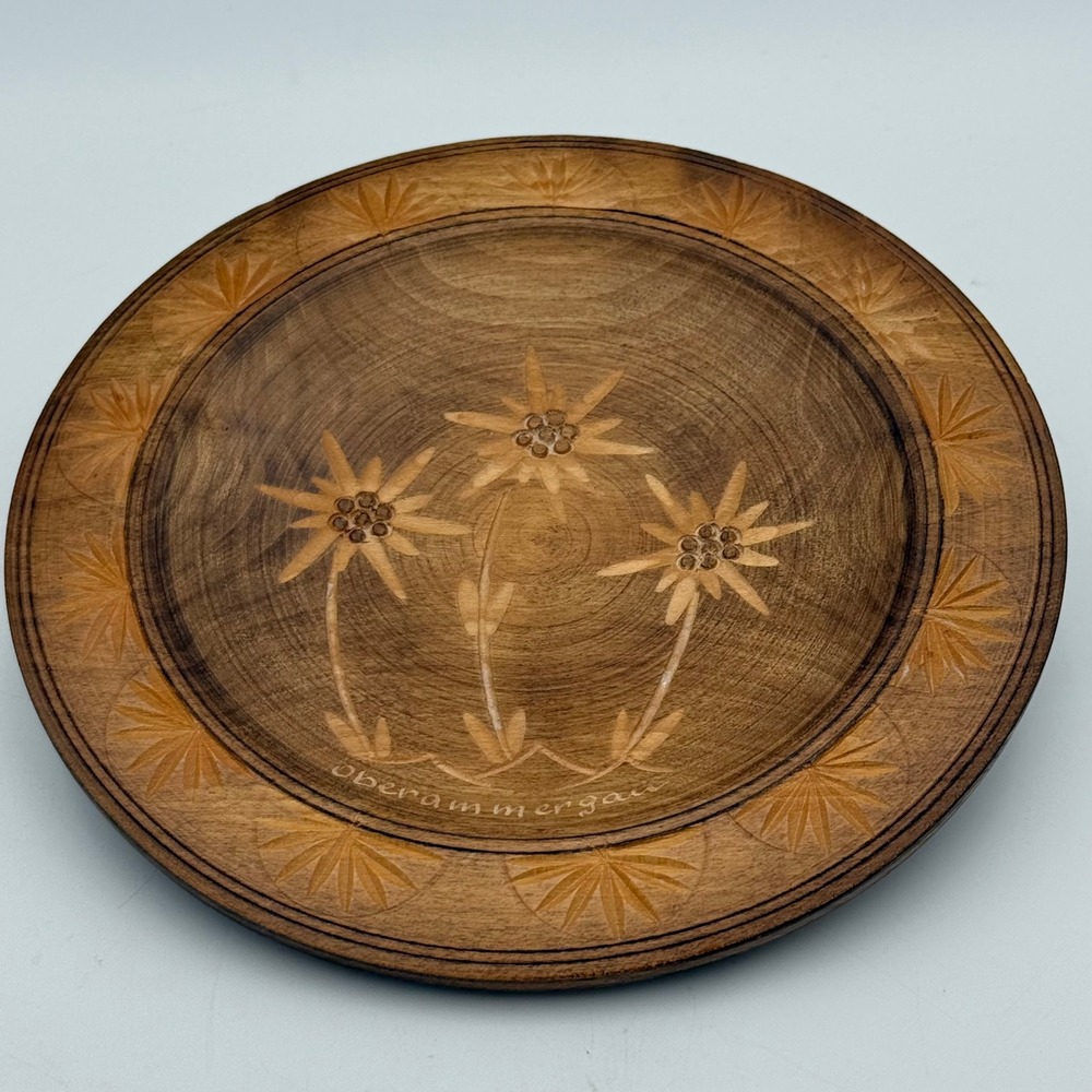 Vintage Oberammergau Hand Carved Wood Edelweiss Wall Plate 8.25"Bavarian FolkArt